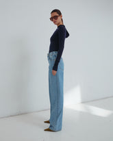 Shop the look - FW25 - Lu Pleat Light & Camren Brown