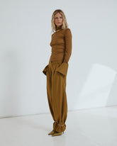 Shop the look - FW25 Main - PHEBE ochra and NORA ochra