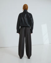 Shop the look - FW25 Main - Robbie black pelle and Danielle