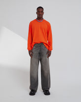Shop the look - FW25 - Ined Dirty Sand Black & Fred Orange