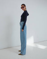 LU - STRAIGHT LEG PLEAT EFFECT FITTED DENIM