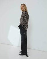 LISA - BELT ADORNED LOOSE FIT DENIM