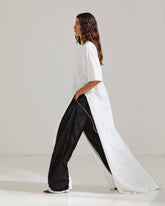 GIA - OVERSIZED LONG TEE WITH SPLITS
