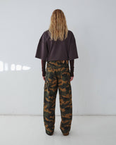 LISA - CAMOUFLAGE PRINT RELAX FIT CARPENTER DENIM